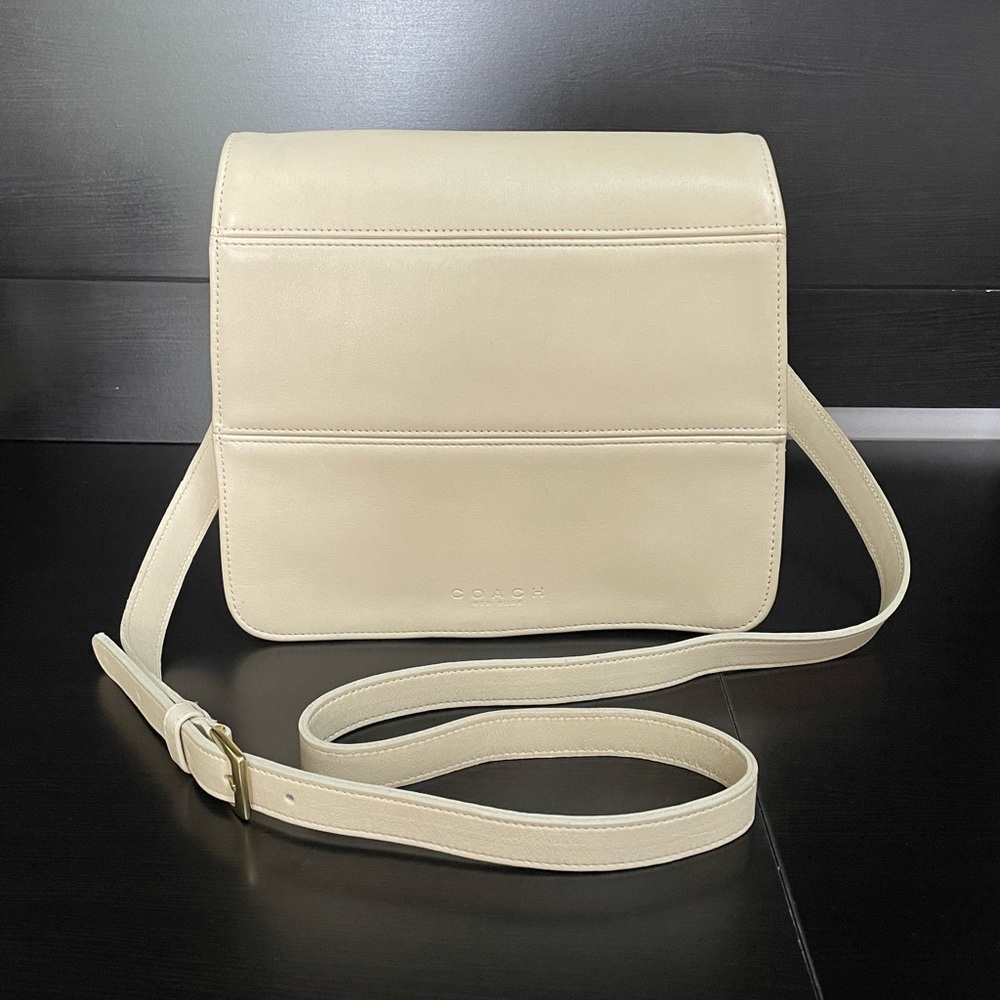 Vintage Coach Tribeca Flap Bag 9092 in Bone Color in Excellent Condition